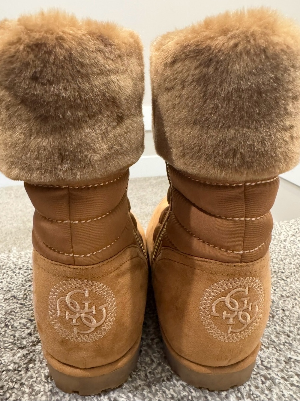 GUESS Tan Quilted Faux Suede Winter Boots Fur Cuff Size 8